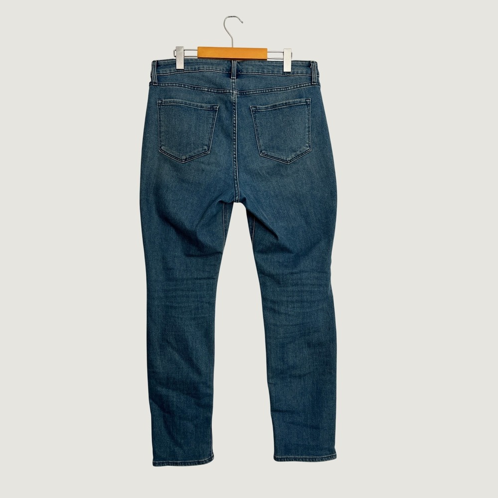 Old Navy Wow Straight High Rise Jeans Womens 14 Medium Wash Blue Stretch Denim - Picture 2 of 8